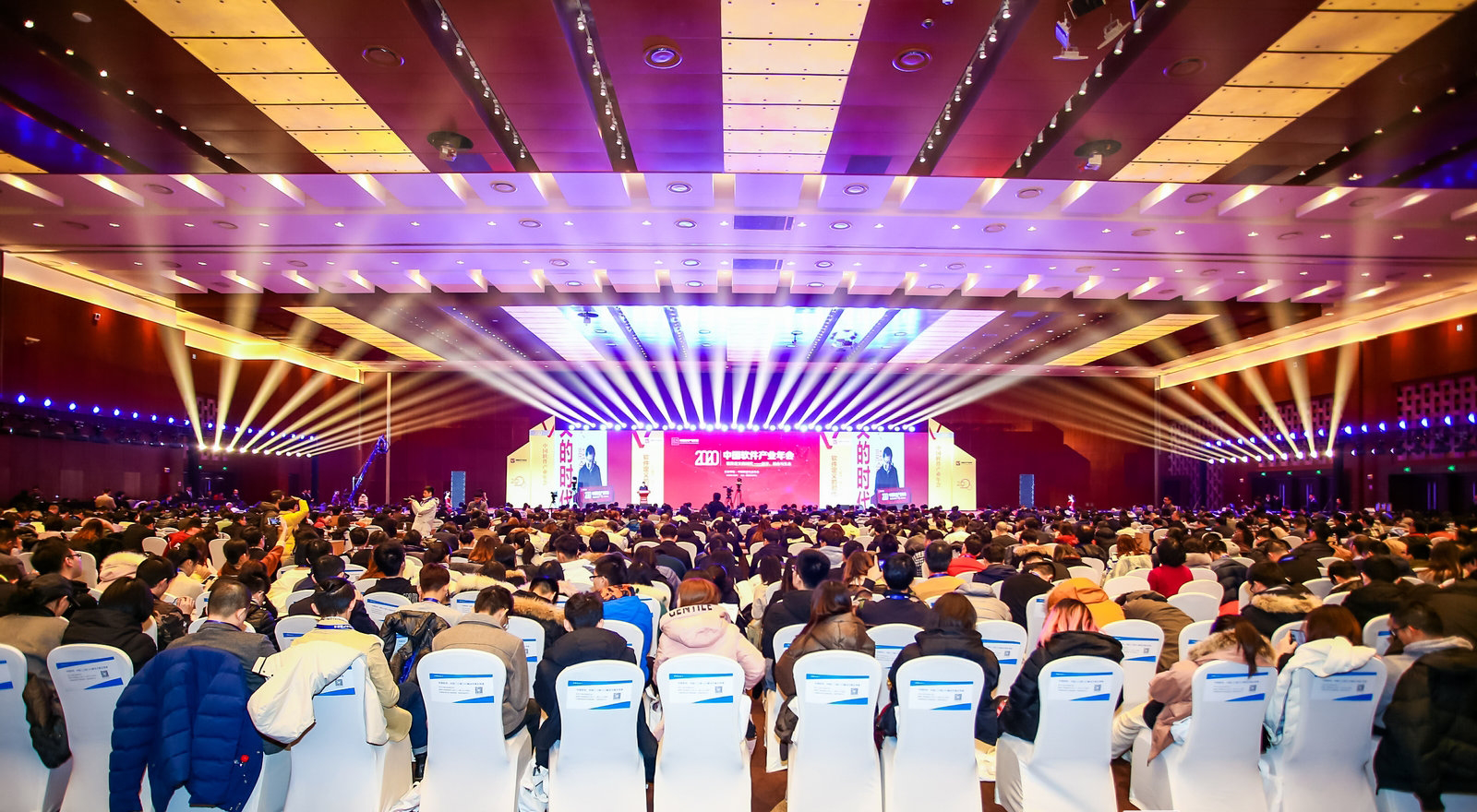 j9网站动力荣膺2019年中国最具影响力软件和信息服务企业